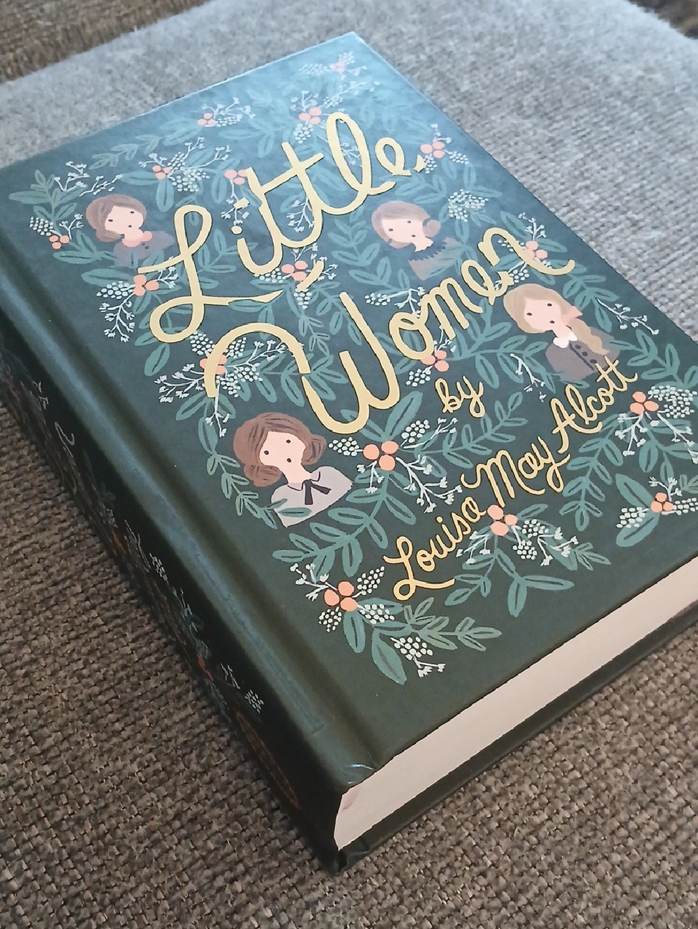 Little Women Decorative Hardcover — Green Illustrated Edition